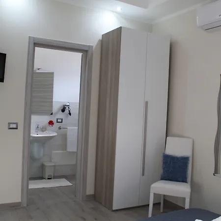 Lizia Bed & Breakfast 4*